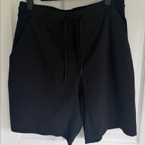 lululemon athletica Men's Black Athletic Drawstring - Sun Down Shorts